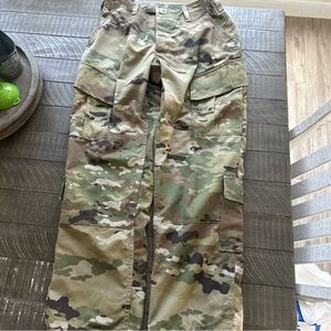 31 Regular Pants/Trousers Female OCP Multicam Army USGI